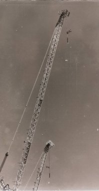 Avustralya iş boş gökyüzü kavramında vinç