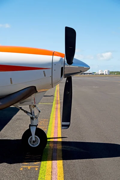 Crains Austalia Wenig Beliebtes Flugzeug Parken Flughafen — Stockfoto