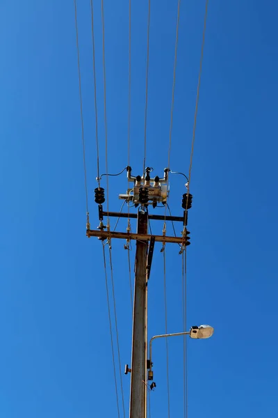 Austrália Conceito Linha Elétrica Com Polo Elétrico Céu Claro — Fotografia de Stock