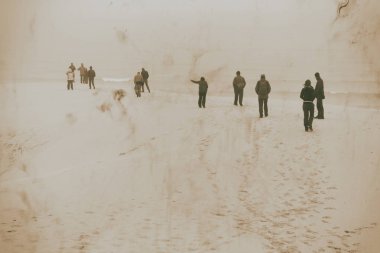 Güney Afrika'da sis ve insanlar kış Beach