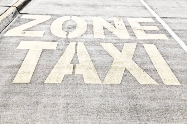 Australien Die Den Asphalt Gemalte Linie Für Die Taxizone — Stockfoto
