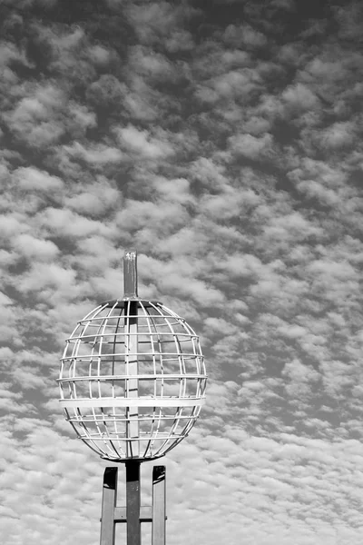 Austrália Monumento Trópico Capricórnio Nuvens — Fotografia de Stock