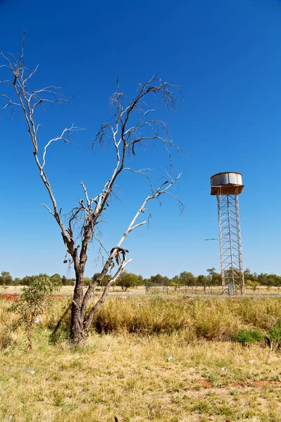 Australia Concepto Remoto Interior Con Línea Asfalto Tanque Agua — Foto de Stock