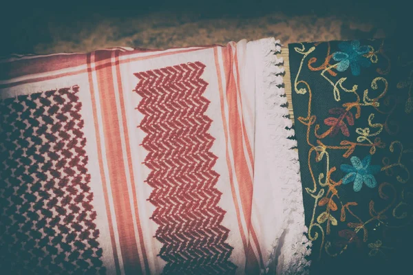 The texture of   cotton traditional symbolic  arabian  scarf — Stock Photo, Image