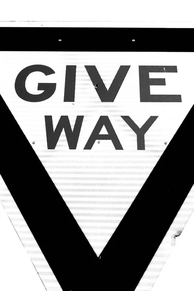 Australia Road Street Signal Give Way — Stock Photo, Image