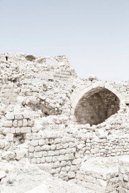 Jordan'ın eski kast kül shubak ve onun Kulesi gökyüzünde