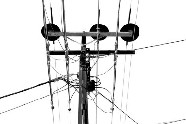 güç hattı açık havada elektrik direği ile