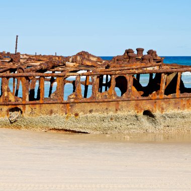 Avustralya'da fraser ada antika paslı ve damagede tekne ve korozyon okyanus Denizi