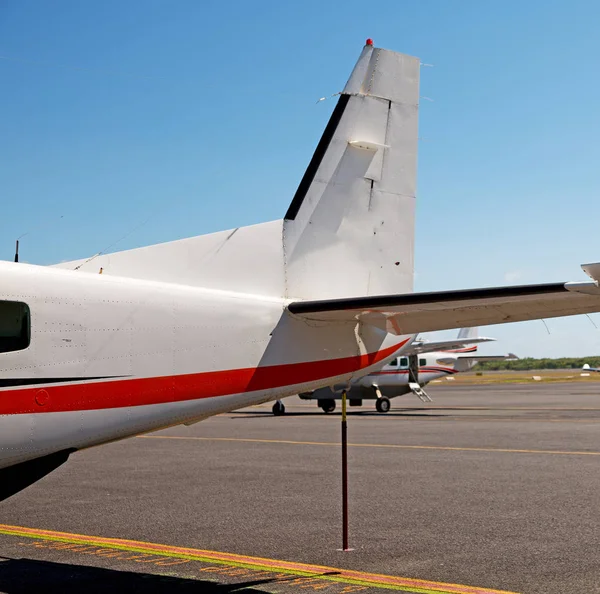 Crains Austalia Weinig Populaire Vliegtuig Parkeren Luchthaven — Stockfoto