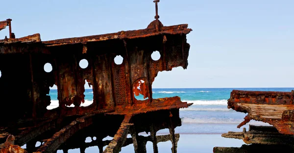 El antiguo barco oxidado y dañino y la corrosión —  Fotos de Stock