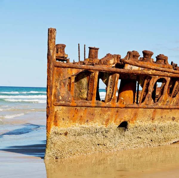 Australia Fraser Island Antique Rusty Damagede Boat Corrosion Ocean Sea Royalty Free Stock Photos