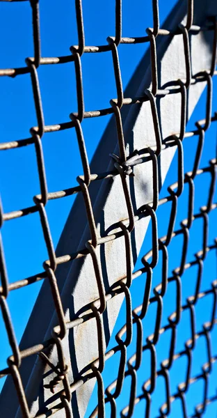 Abstrakte Textur Einer Metallischen Gitteroberfläche Wie Hintergrund Himmel — Stockfoto