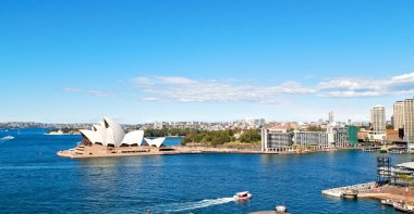 Avustralya, Sydney-Ağustos 2017-opera binası ve tekne yaklaşık