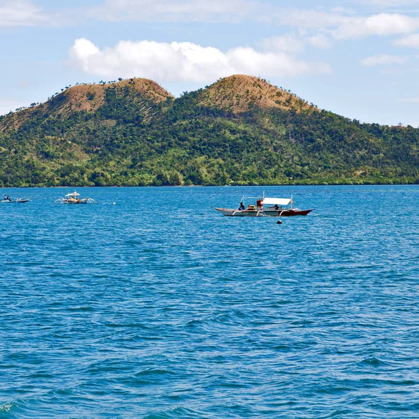 Partir Barco Ilha Serpentes Filipinas Perto Nido Palawan Belo Panorama — Fotografia de Stock