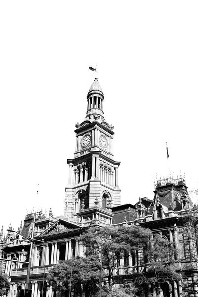 En Sydney la torre del reloj antiguo en el cielo —  Fotos de Stock