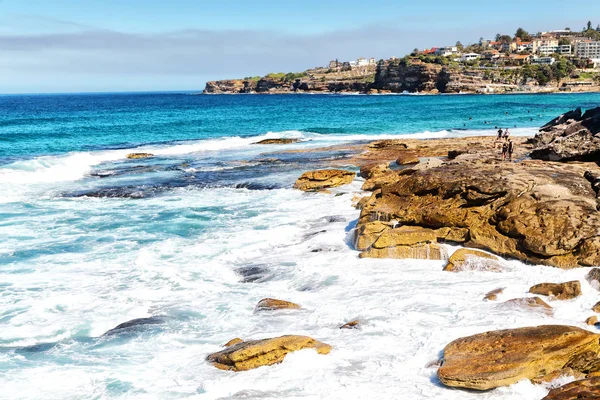 The bay the rock and the ocean — Stock Photo, Image