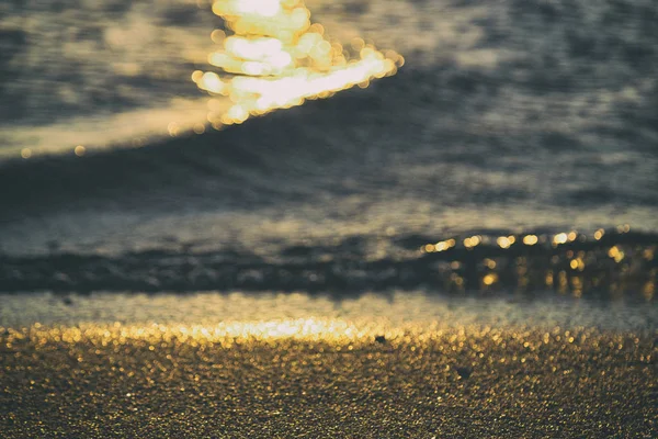 The concept of relax in the sea reflex of the golden sun — Stock Photo, Image