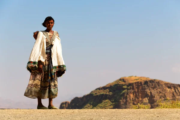 Ethiopia Lalibela Circa December 2017 Неопознанная Женщина Готовая Пойти Празднование — стоковое фото