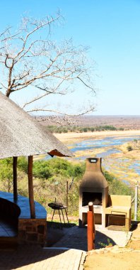 Güney Afrika kruger park lodge nehir kenarında