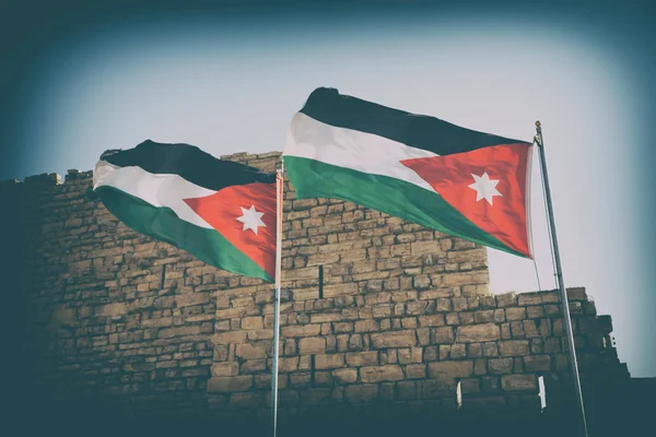 Στην Ιορδανία Εθνική Σημαία Τον Άνεμο Και — Φωτογραφία Αρχείου
