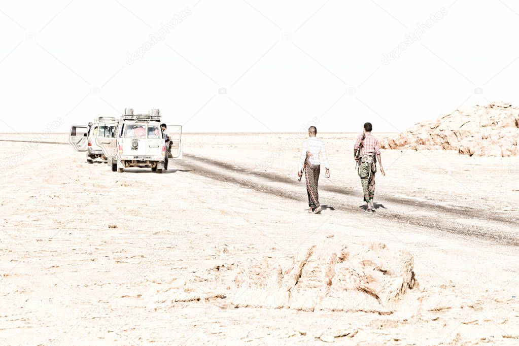  africa  in the land of ethiopia a black soldiers and his   guns looking the boarder