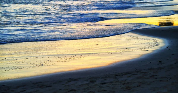 La puesta de sol en el océano como concepto de relax —  Fotos de Stock