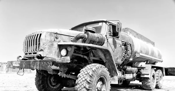 Ethiopia Danakil Circa January 2018 Unidentified Military Truck Water Parked — Stock Photo, Image