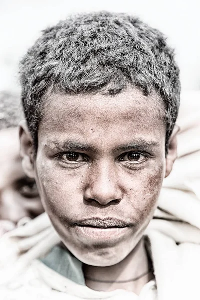 Na Etiópia áfrica jovem menino na celebração lalibela — Fotografia de Stock