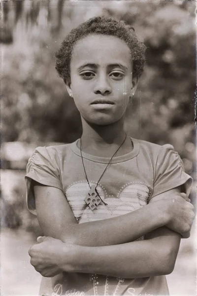 В lalibela ethiopia молодая девушка на празднике — стоковое фото