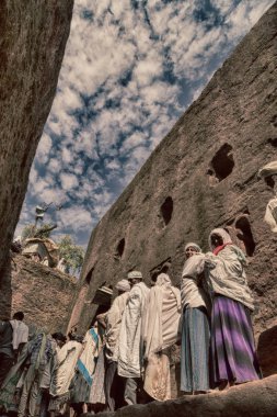 insanlar kutlama Lalibela Etiyopya kalabalıkta