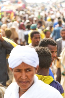 insanlar kutlama Lalibela Etiyopya kalabalıkta