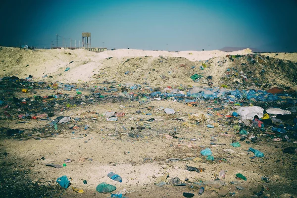 Ethiopia Africa Basura Del Descarte Botella Plástica Cerca Ciudad —  Fotos de Stock