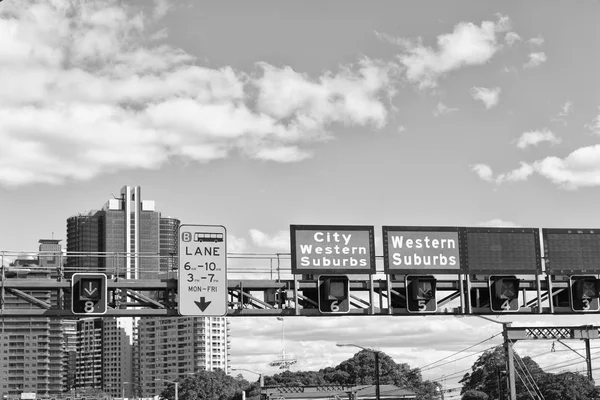 Australië Sidney Het Teken Weergave Van Snelweg Naar Stad — Stockfoto