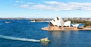 Avustralya, Sydney-Ağustos 2017-opera binası ve tekne yaklaşık