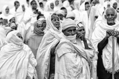 insanlar kutlama Lalibela Etiyopya kalabalıkta