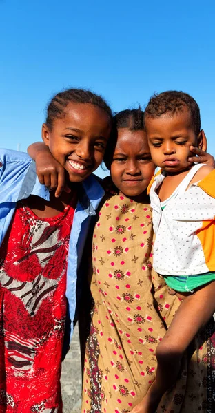 エチオピア ダナキル 2018年 学校と から正体不明の少女 — ストック写真