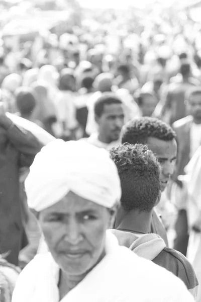 In lalibela ethiopia crowd of people in  the celebration — Stock Photo, Image