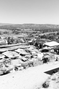 Etiyopya'da Afrika birçok kişi antika pazarı yakınındaki şehir