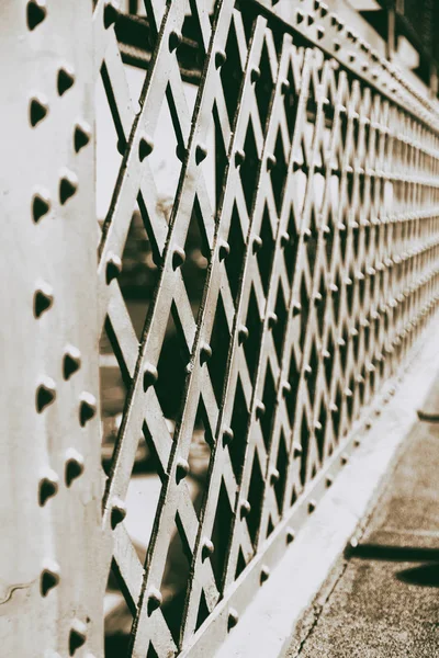 Da ponte a estrutura metálica de aço — Fotografia de Stock