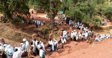 insanlar kutlama Lalibela Etiyopya kalabalıkta