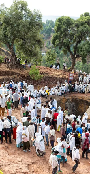 In lalibela ethiopia crowd of people in  the  celebration — Stock Photo, Image