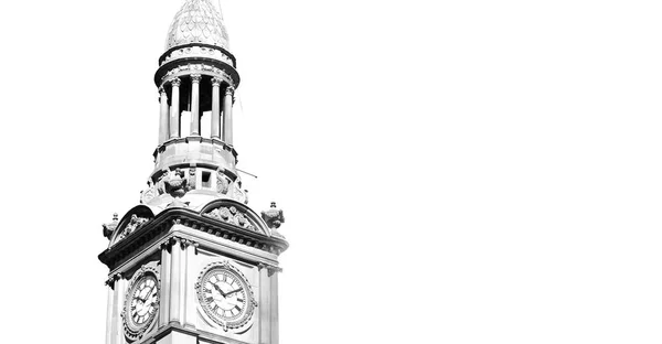 В Сіднеї антикварна годинникова вежа в небі — стокове фото