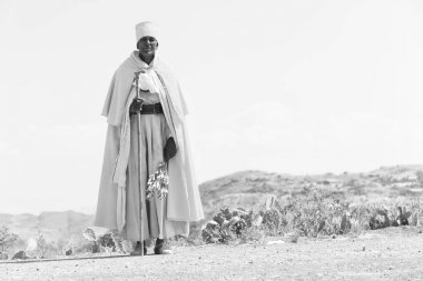  Etiyopya'da bir yürüyüş rahip sokak dağ