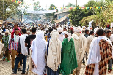 insanlar kutlama Lalibela Etiyopya kalabalıkta