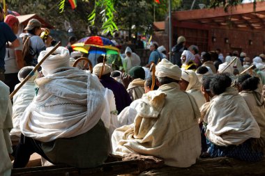 insanlar kutlama Lalibela Etiyopya kalabalıkta