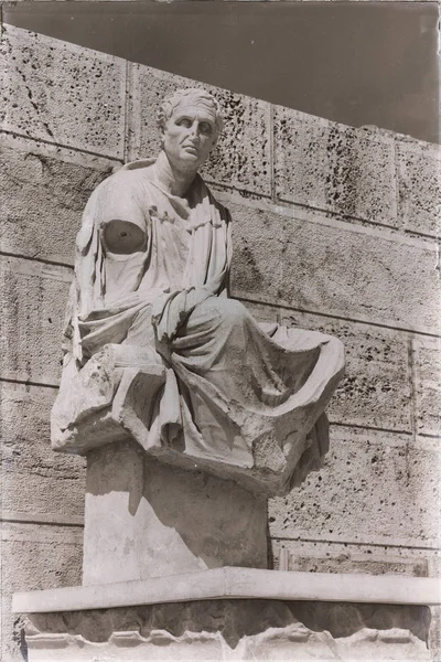 En grec athens la statue antique marbel — Photo