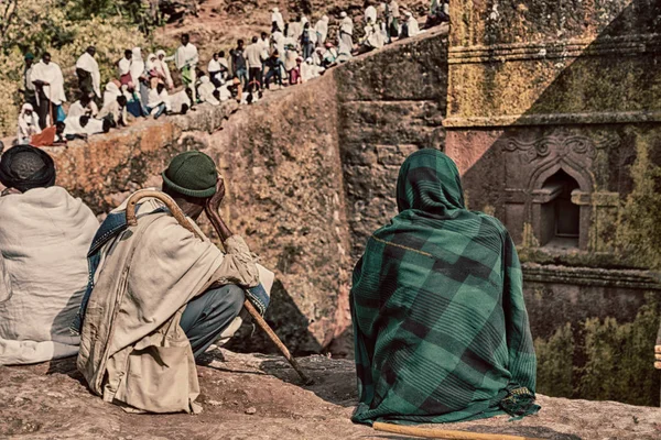 Insanlar kutlama Lalibela Etiyopya kalabalıkta — Stok fotoğraf