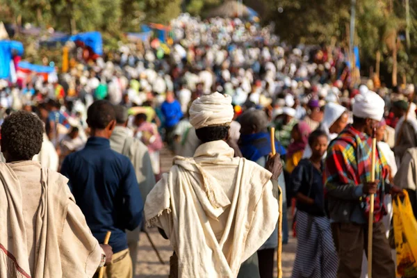 In lalibela ethiopia crowd of people in  the celebration — Stock Photo, Image