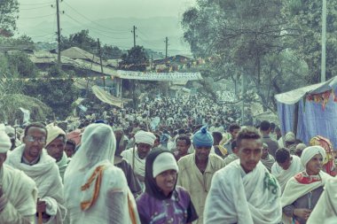 insanlar kutlama Lalibela Etiyopya kalabalıkta