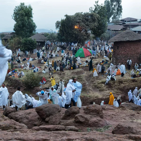 In lalibela ethiopia crowd of people in  the celebration — Stock Photo, Image